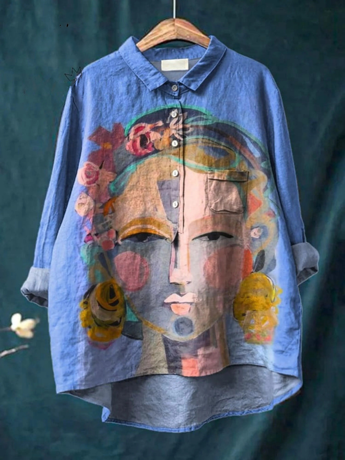 Aurelis™ | Damen Shirt mit künstlerischem Porträt-Print