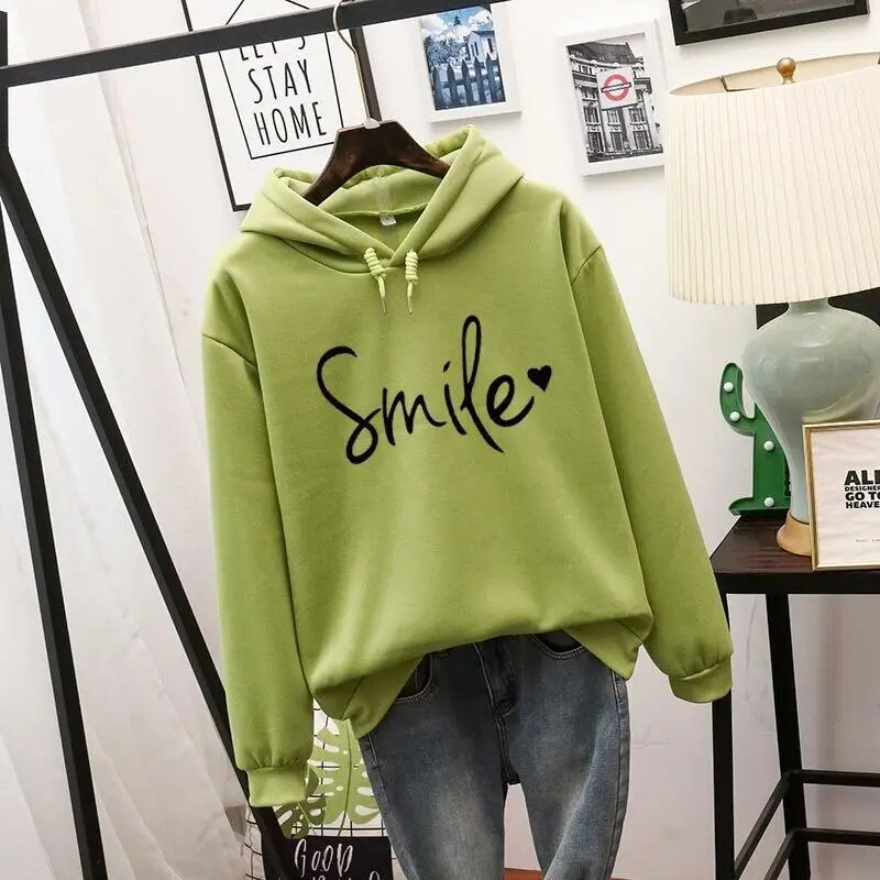 Ella | Cozy Damen Smile Hoodie mit Statement Print