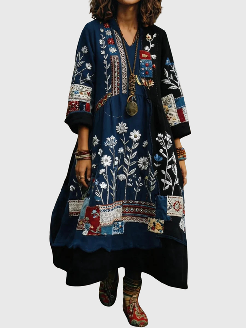 Aurelia™ | Boho Langarmkleid mit Patchwork Blumenmuster