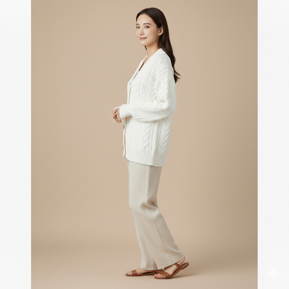 Angela | Bequemer Strickjacke