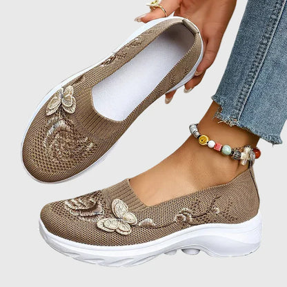 Luviaren™ | Damen Strickslipper mit Schmetterlingsstickerei