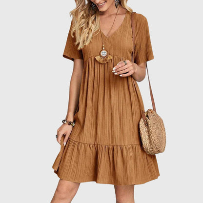 Luviaren™ | Damen Kleid Auri mit femininer Schnittführung