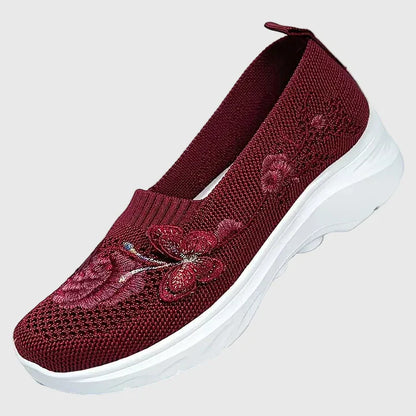 Feldmann™ | Slipper mit Schmetterlingsstickerei