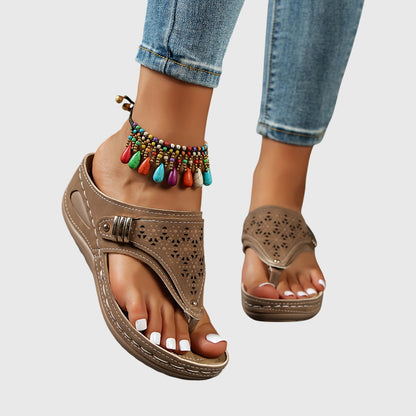 Maria | Stylische und rutschfeste Plateau-Sandalen für Damen