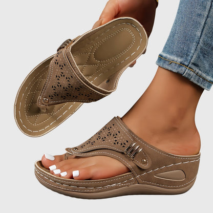 Maria | Stylische und rutschfeste Plateau-Sandalen für Damen