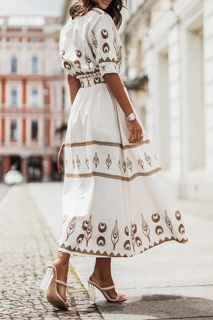 Brunhilde | Elegantes Midi-Kleid mit geometrischem Muster