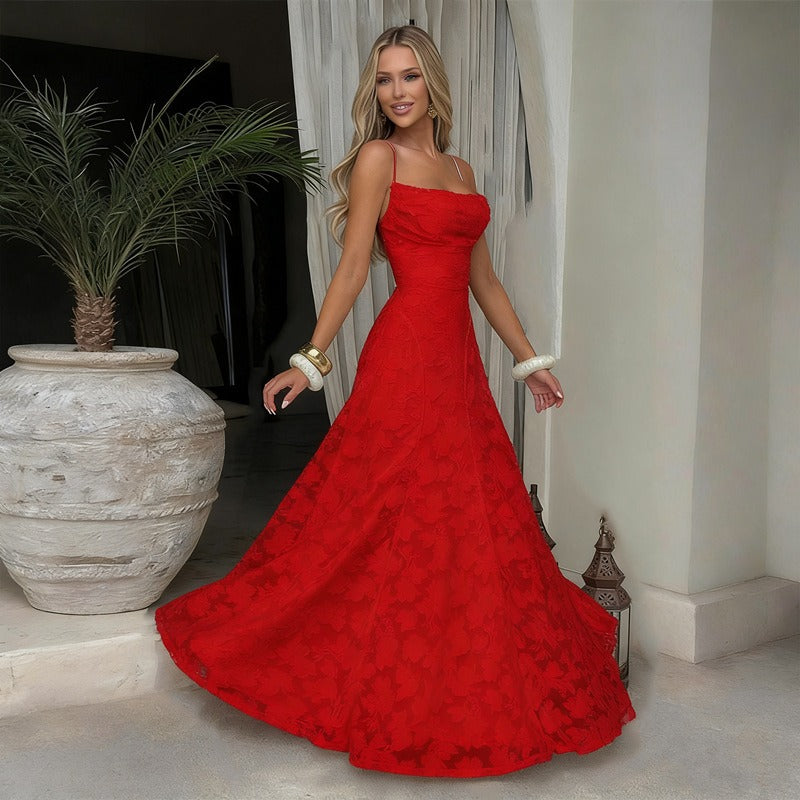 Isabella | Elegantes Spitzen-Maxikleid mit figurbetonter Silhouette