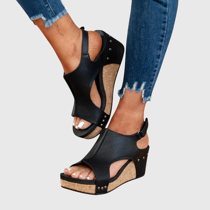 Lotta | Elegante und komfortable Keilsandaletten für den Sommer