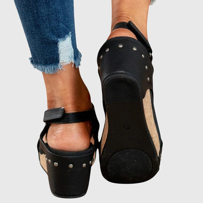 Lotta | Elegante und komfortable Keilsandaletten für den Sommer