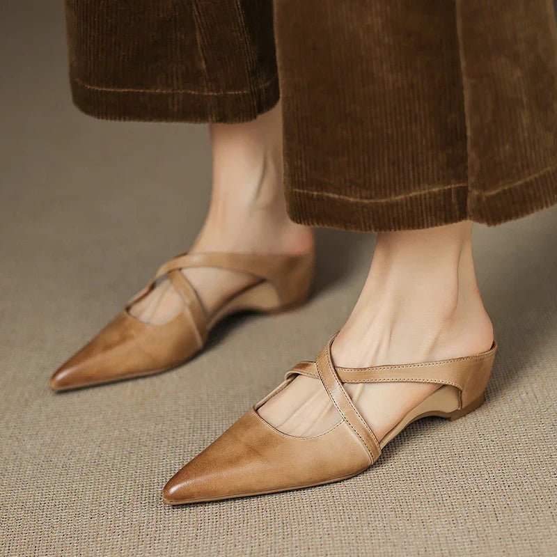 Franziska | Elegante Leder-Mules mit Kreuzriemen und spitzer Form