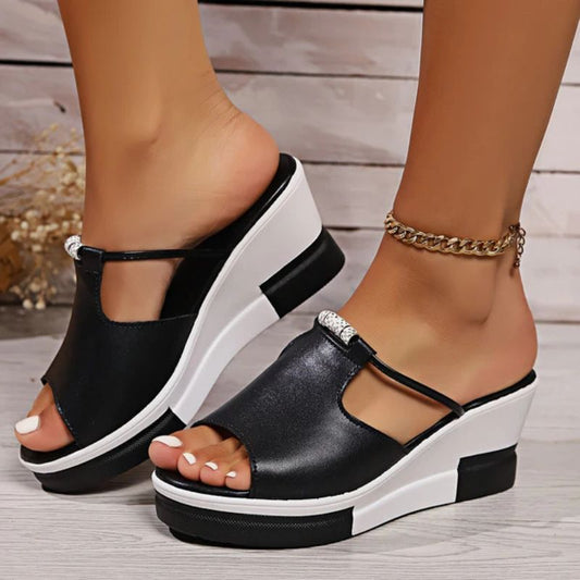 Isabella | Elegante Plateau-Sandalen mit modernem T-Steg