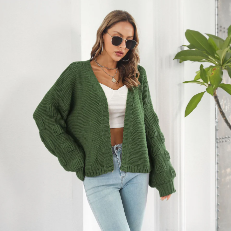 Katharina | Elegante und vielseitige Strickjacke
