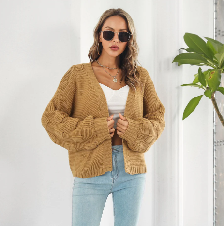 Katharina | Elegante und vielseitige Strickjacke