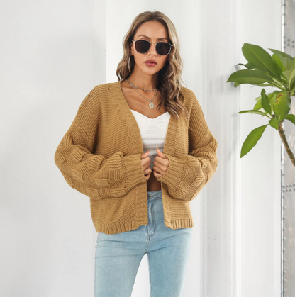 Katharina | Elegante und vielseitige Strickjacke