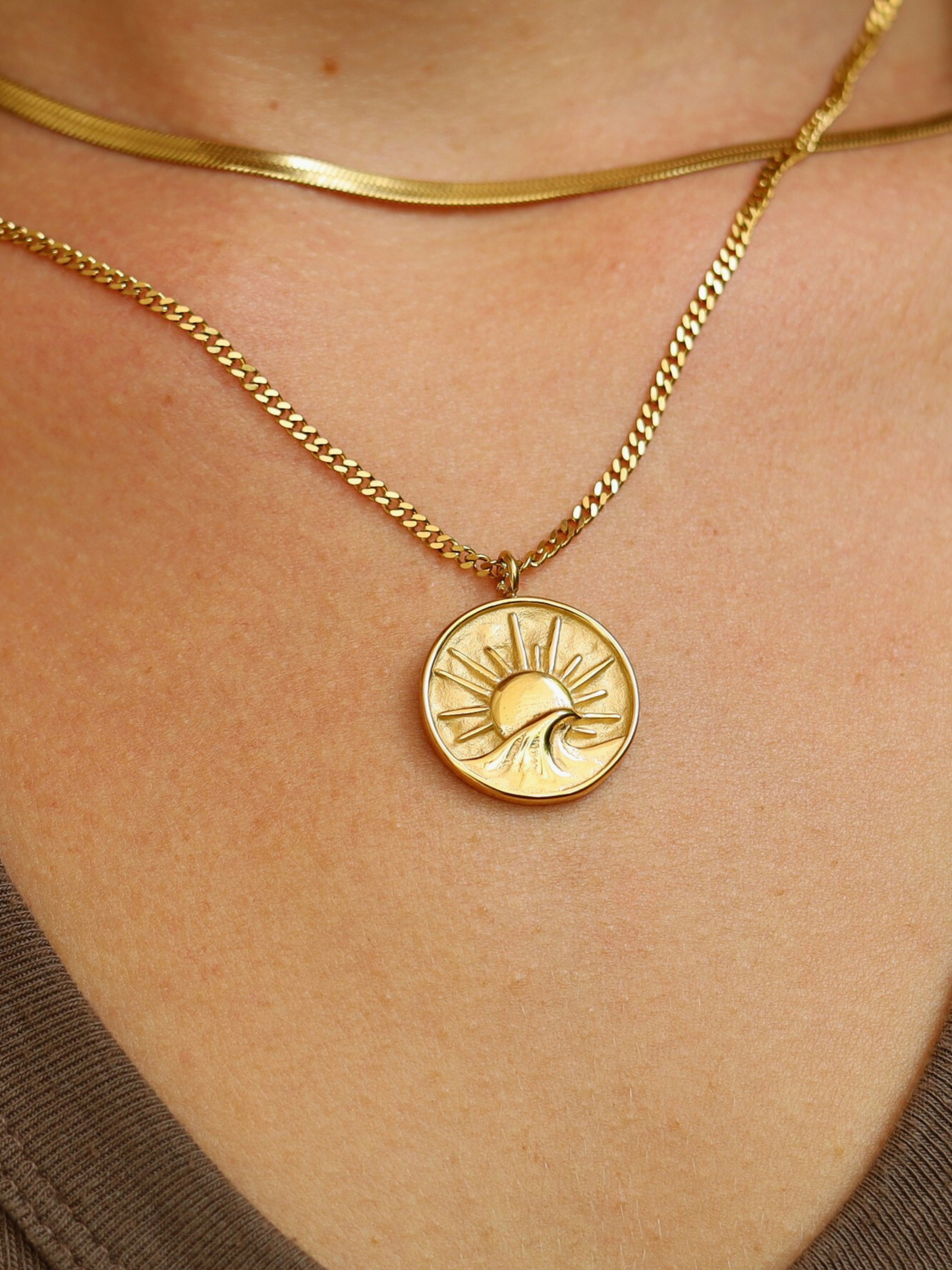 Aurelis™ | Sunrise Halskette aus 18k vergoldetem Edelstahl