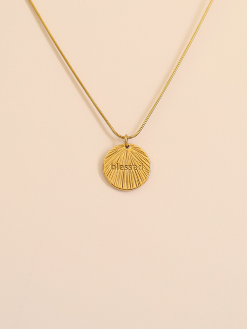 Aurelis™ | Blessed Halskette aus 18k vergoldetem Edelstahl
