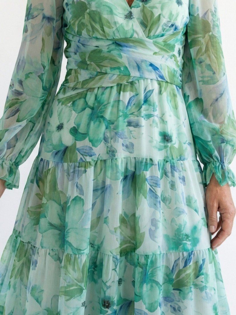 Christine | Leichtes Maxikleid mit Blumenmuster und V-Ausschnitt