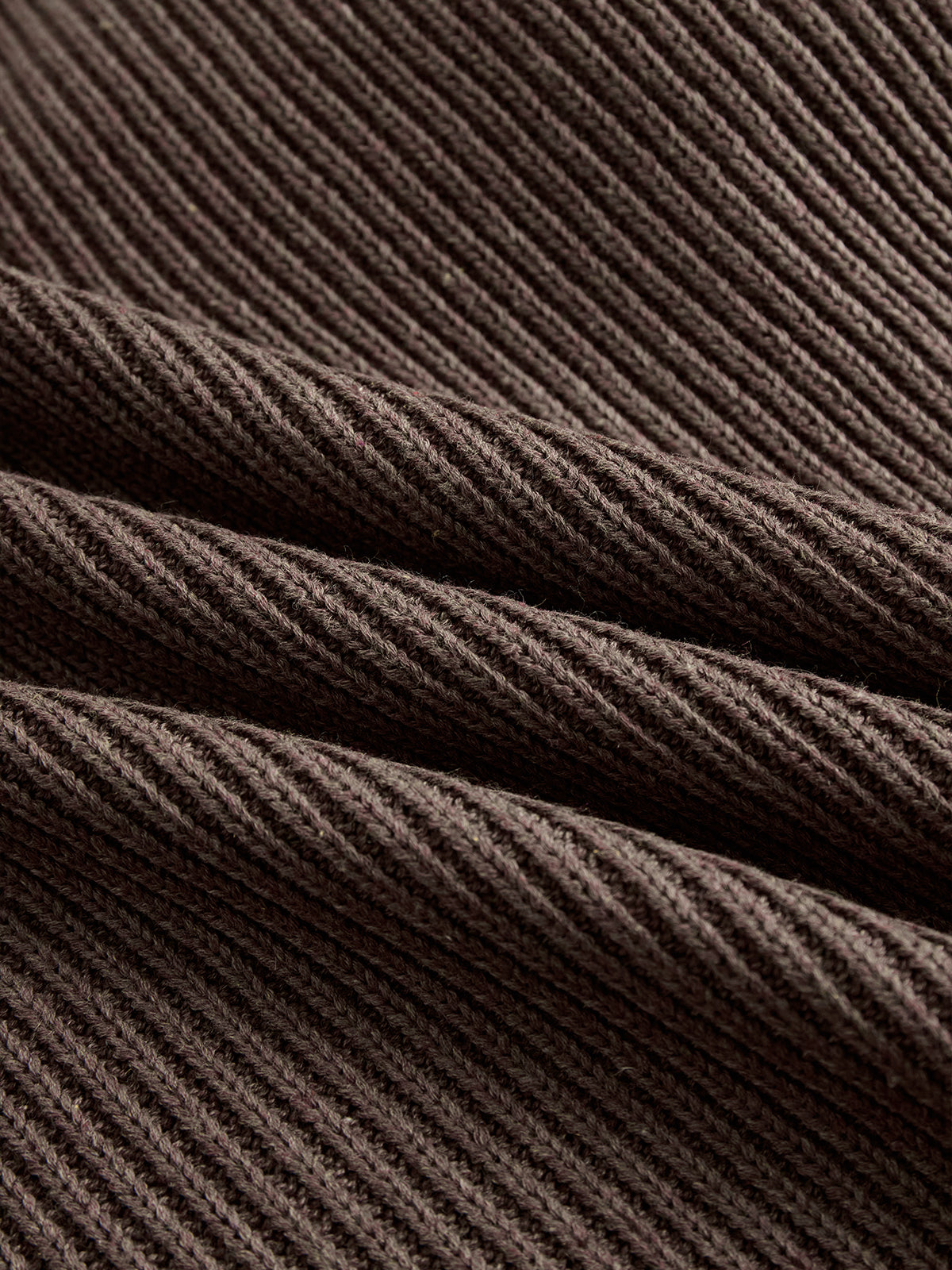 Leni | Kuscheliges Strickkleid mit Rüschensaum