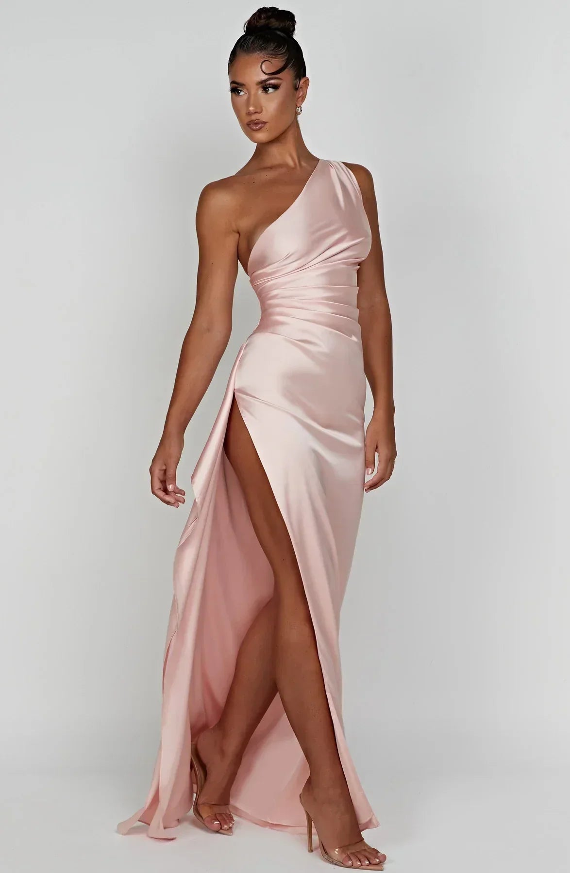 Fiona | Elegantes One-Shoulder Maxikleid mit edler Raffung