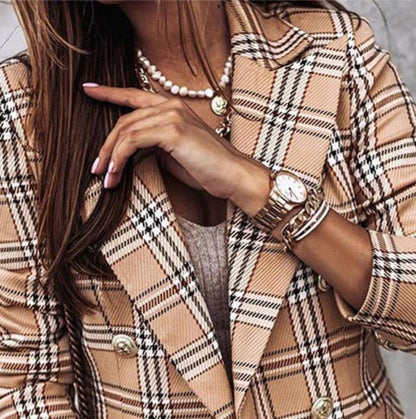 Marlene | Ein stilvoller Blazer mit eleganter Ausstrahlung
