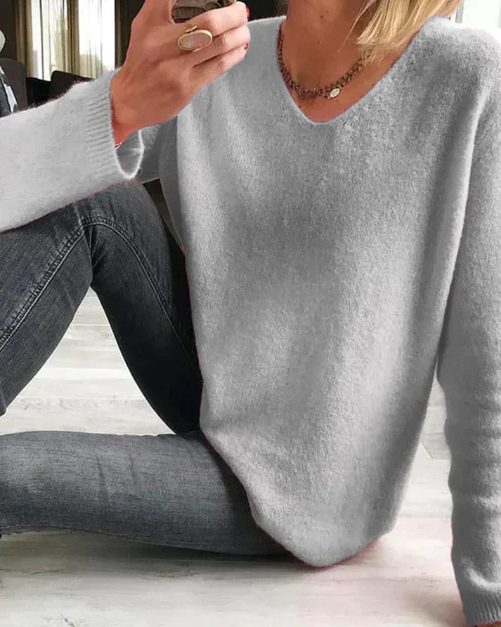 Grazia | Kuscheliger und eleganter V-Ausschnitt Strickpullover
