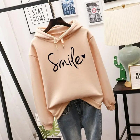 Ella | Cozy Damen Smile Hoodie mit Statement Print