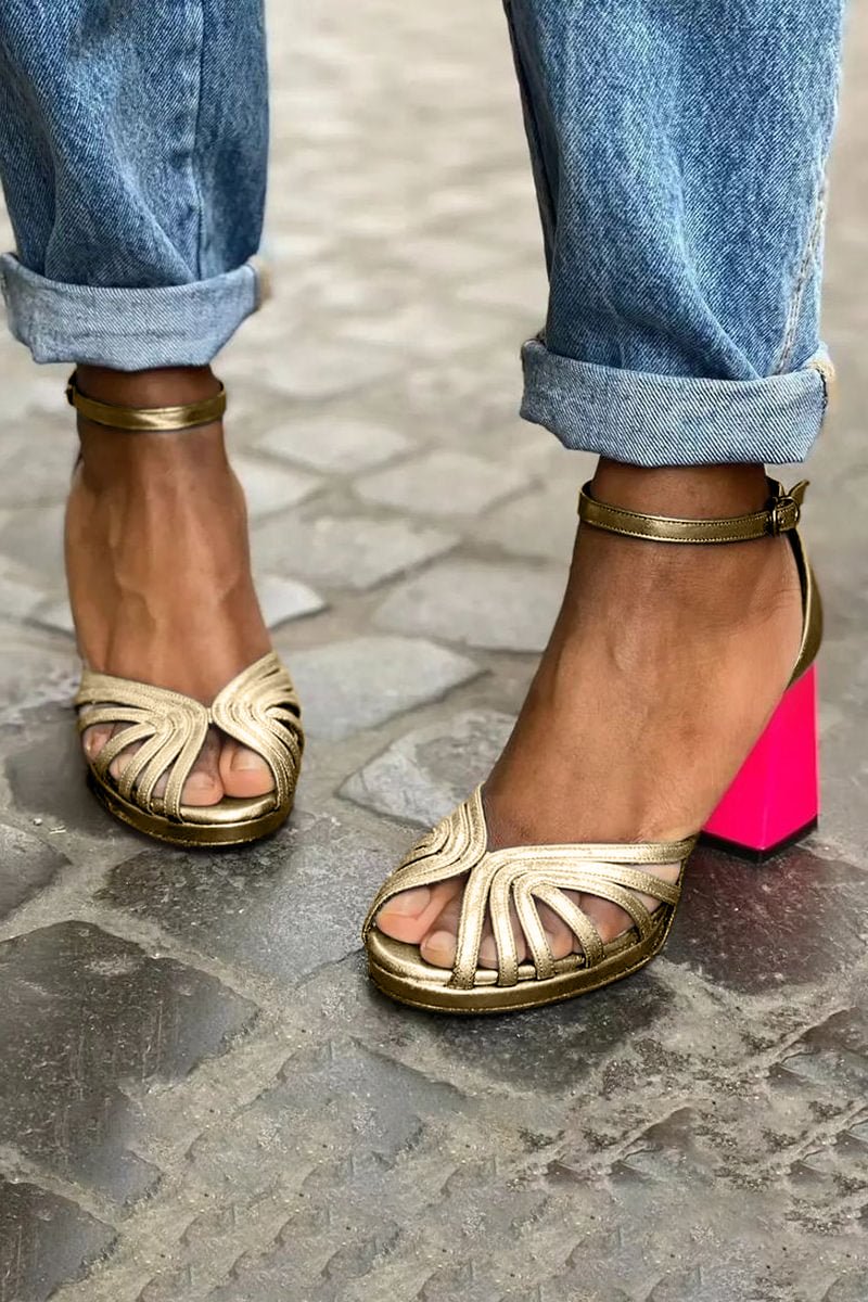 Manuela | Elegante Riemchensandalen mit stabilem Blockabsatz