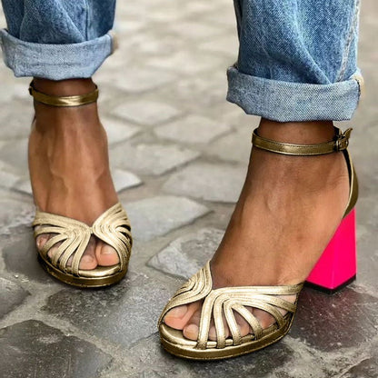 Manuela | Elegante Riemchensandalen mit stabilem Blockabsatz