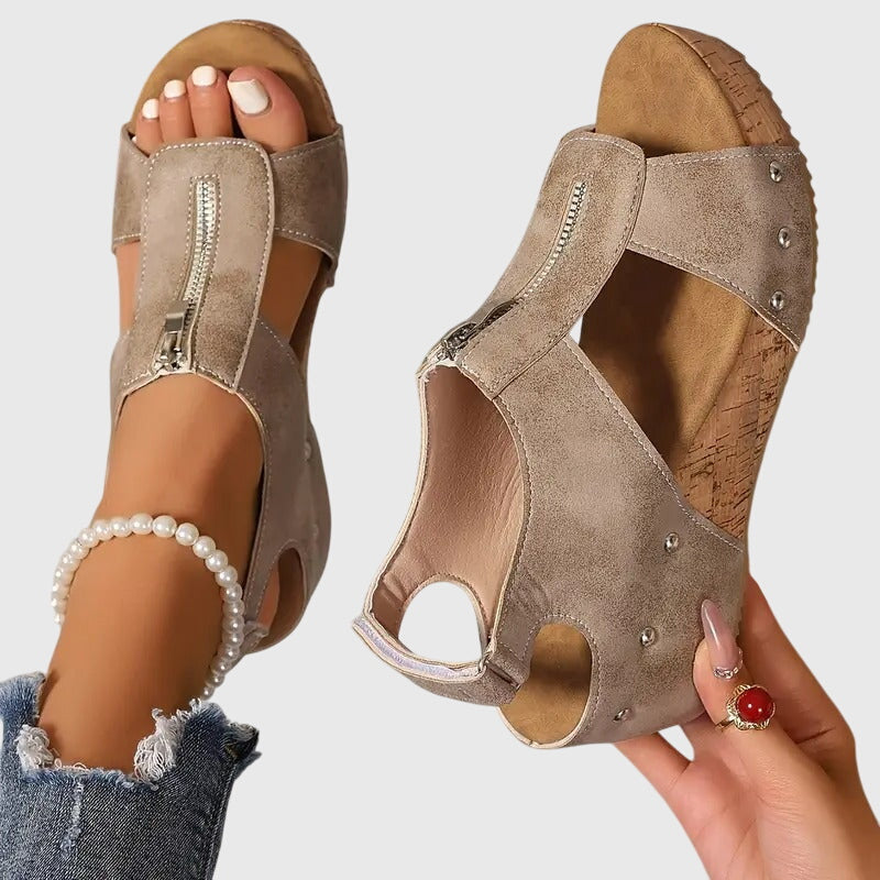 Kristin | Orthopädische Komfort-Sandale mit Reißverschluss-Detail