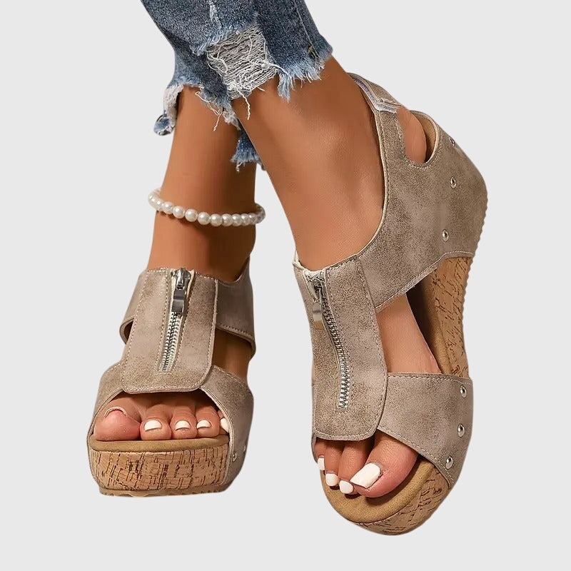 Kristin | Orthopädische Komfort-Sandale mit Reißverschluss-Detail