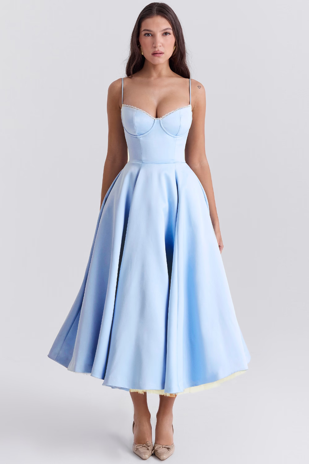 Julia | Elegantes und Luxuriöses Julia Royale Kleid