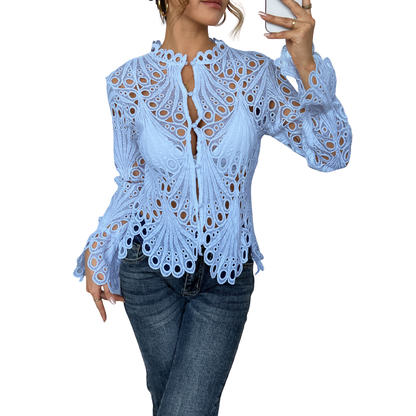 Avelora | Elegante Spitzenbluse mit femininer Leichtigkeit