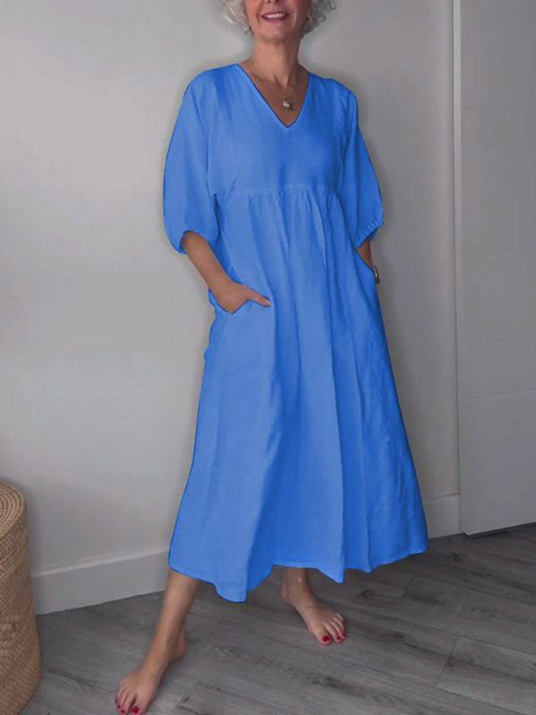 Alma | Elegantes Midikleid für Damen mit V-Ausschnitt