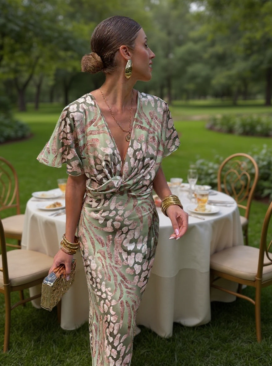 Antje | Elegantes Kupfer-Midi-Kleid mit Wickeldetail