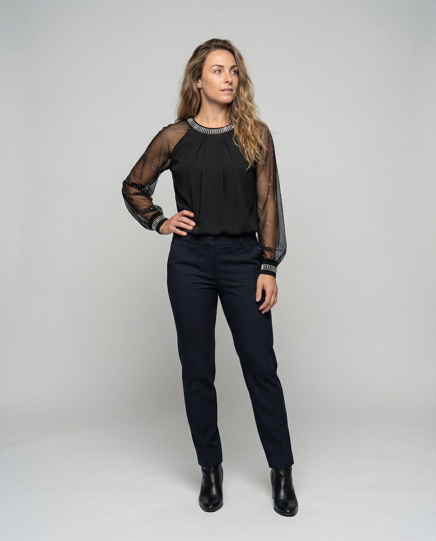 Jennifer | Elegantes Pailletten Top mit Transparente Ärmel