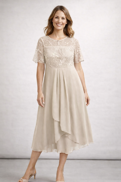 Ines | Stilvolles Midikleid mit floraler Spitze