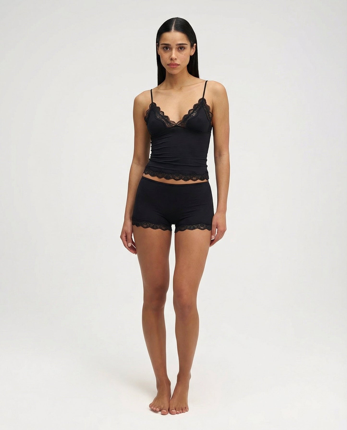 Doreen | Leichtes Loungewear-Set für Damen mit Spitzenbesatz