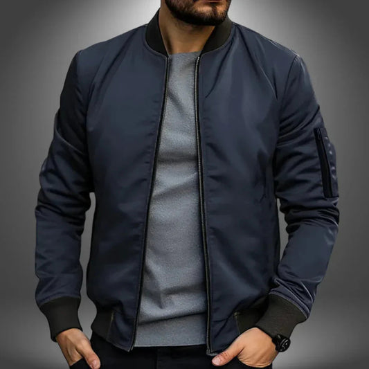 Max | Leichte und sportliche Bomberjacke