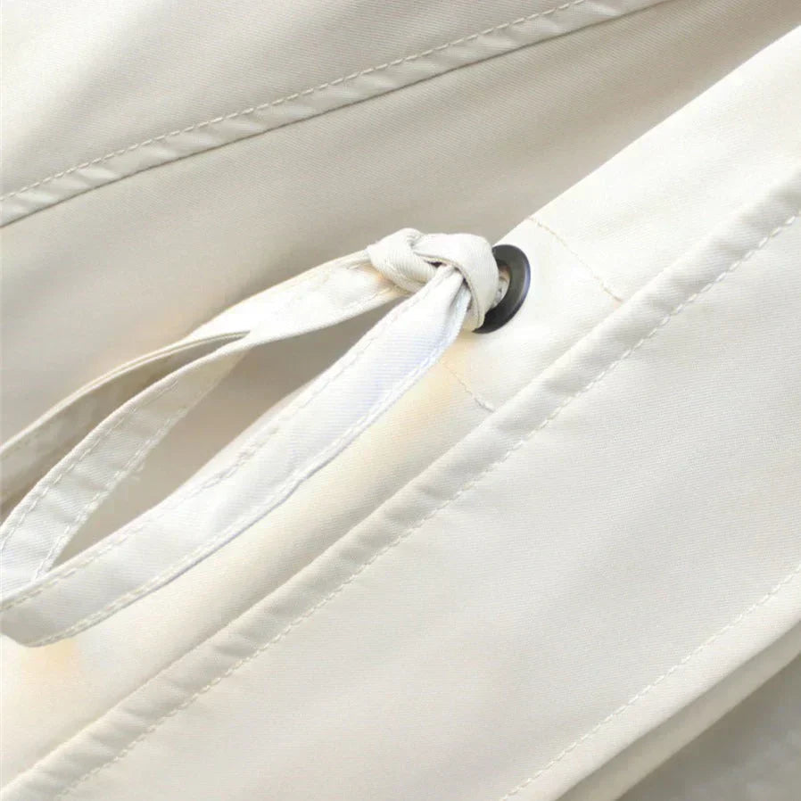 Juliane | Leichte und atmungsaktive Regenjacke