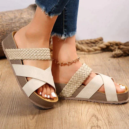Julia | Elegante flache Damensandalen im zeitlosen Design
