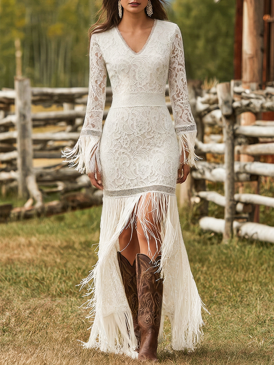Louisa | Elegantes Langarm-Maxikleid mit V-Ausschnitt und Boho-Quasten