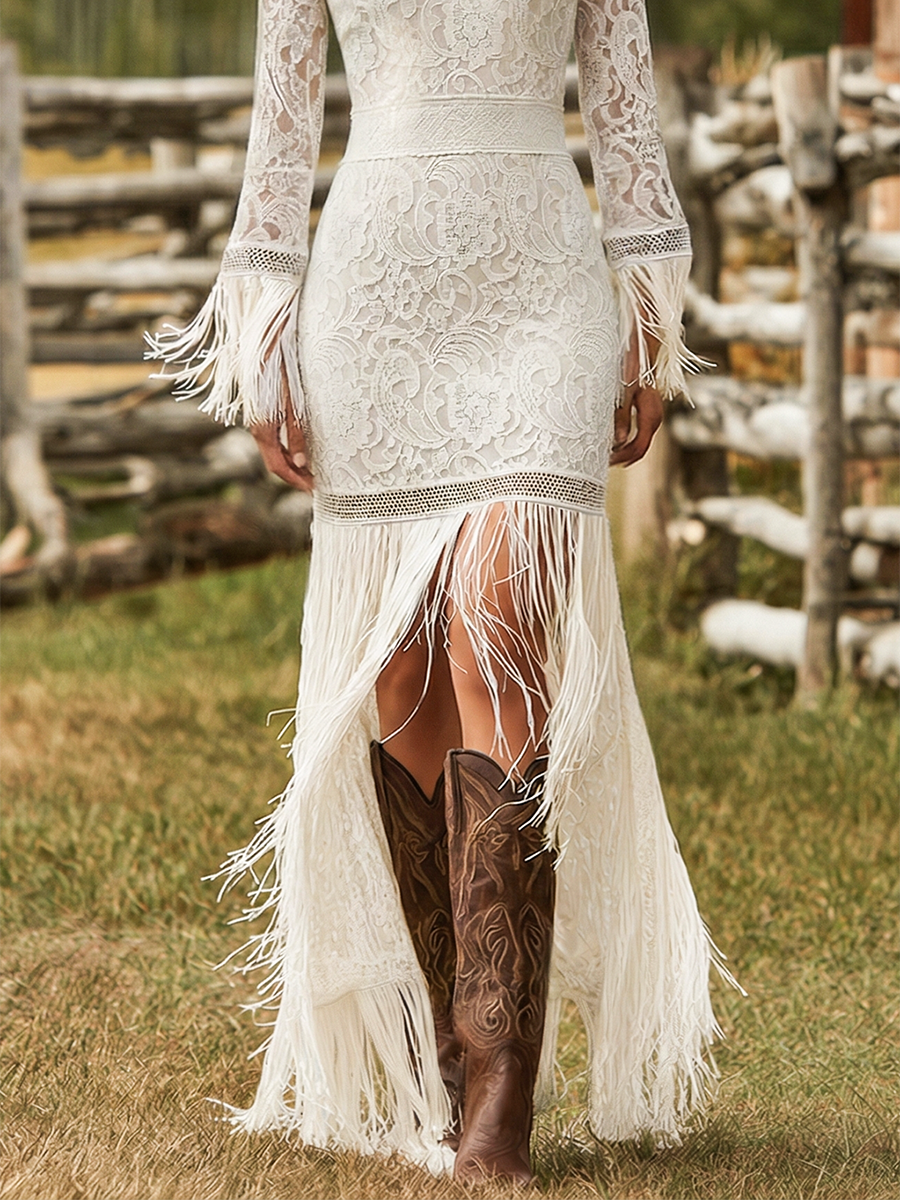 Louisa | Elegantes Langarm-Maxikleid mit V-Ausschnitt und Boho-Quasten