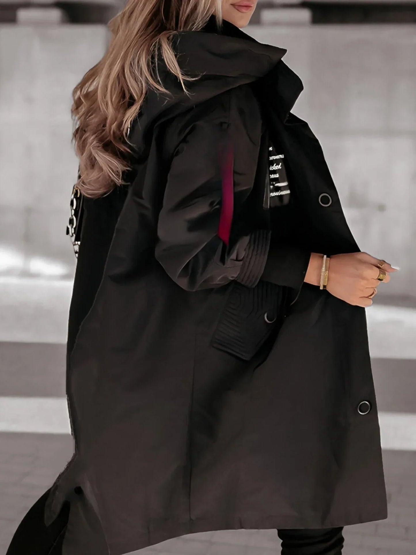 Alina | Elegante und bequeme Kapuzenjacke