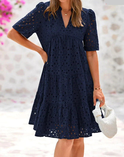 Maya | Elegantes Sommerkleid mit Spitzenbesatz und Rüschen