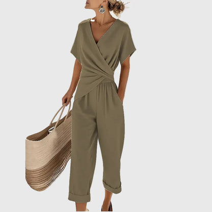 Veldora™ | Zweiteiliges Set mit Wickeloberteil und verkürzter Hose