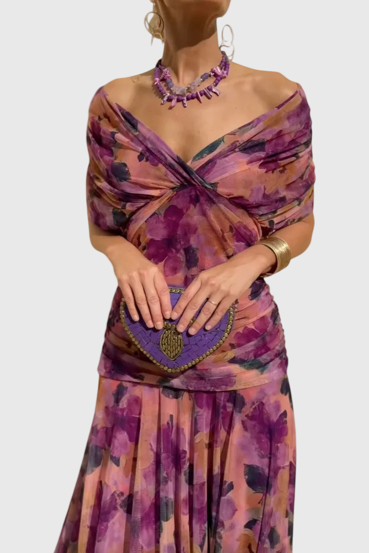 Aurelis™ | Tailliertes Damenkleid mit fließender Silhouette