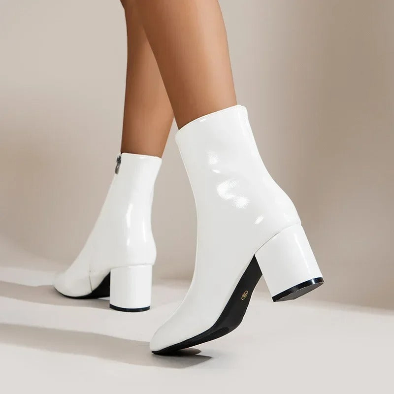 Jessika | Elegante Stiefeletten mit markanter Silhouette