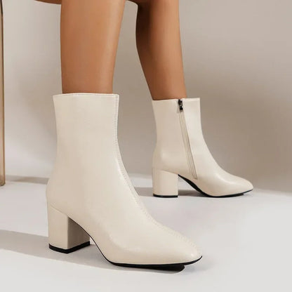 Jessika | Elegante Stiefeletten mit markanter Silhouette