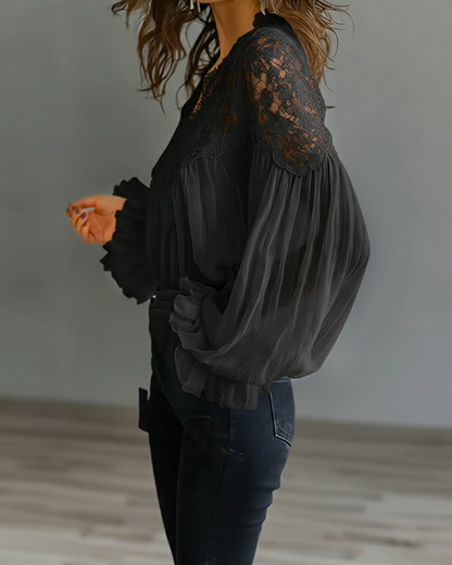 Greta | Elegante Spitzenbluse mit Laternenärmeln