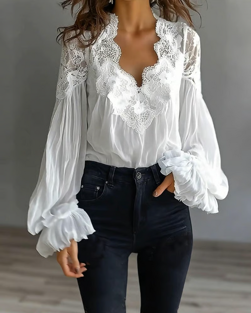 Greta | Elegante Spitzenbluse mit Laternenärmeln